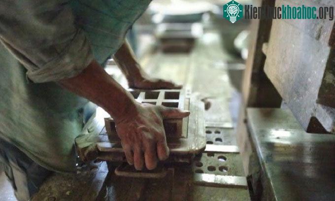 Gạch ngói có nguồn gốc từ carbon trong không khí ô nhiễm.