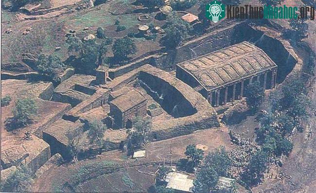 11 nhà thờ bằng đá nguyên khối ở Lalibela.
