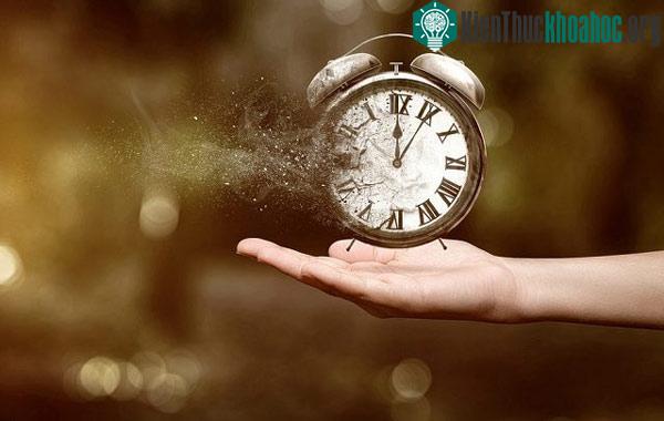 Chuyện quá khứ của bạn