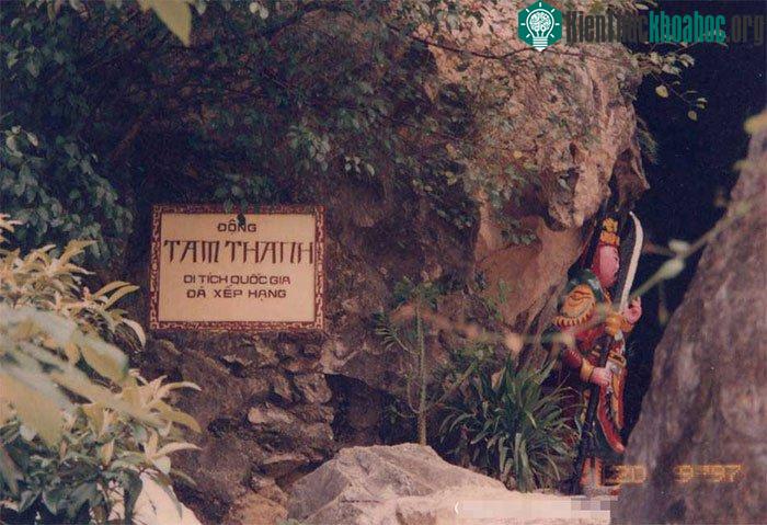 Động Tam Thanh ở tỉnh Lạng Sơn.
