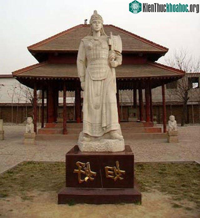 Khai quật lăng mộ nữ tướng đầu tiên ở Trung Hoa, sửng sốt với điều hiện ra trước mắt ảnh 0