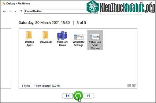 Phục hồi tập tin với File History.