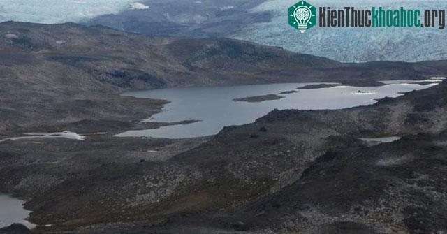 Vành đai Isua là một dải vỏ ở phía tây nam của Greenland vẫn tương đối không thay đổi.