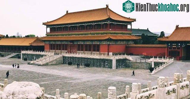 Tử cấm thành