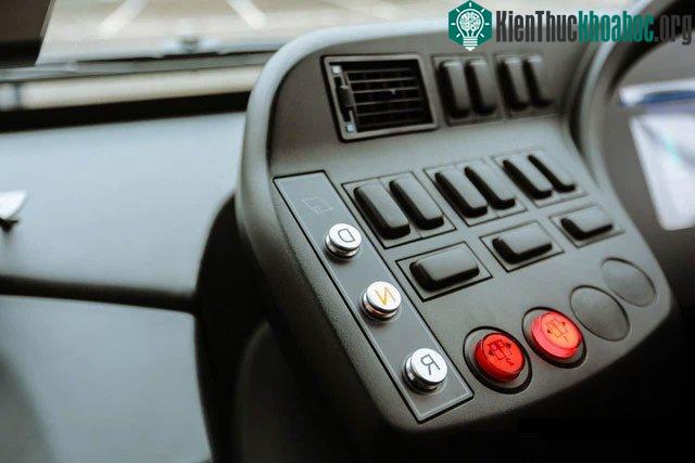 Review siêu chân thật tuyến xe buýt điện đầu tiên tại Hà Nội ảnh 5