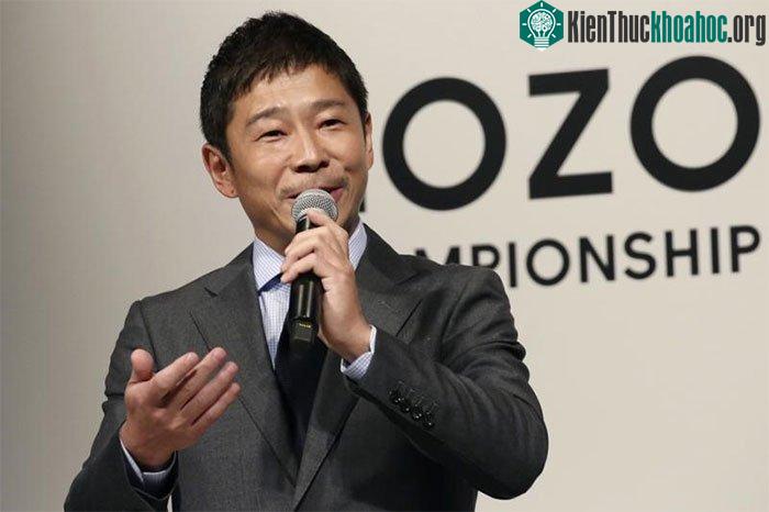 Ông Yusaku Maezawa.