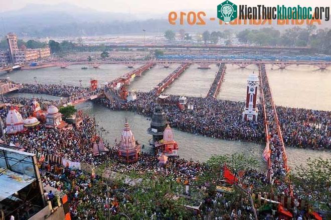 Cuộc hành hương lớn nhất thế giới quy tụ hơn trăm triệu người