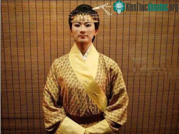 Chuyện gì đã xảy ra khi vừa thâm nhập mộ cổ, cổ vật đột nhiên biến mất ngay trước mắt? ảnh 1