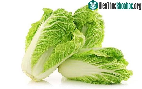 Người có đường tiêu hóa kém không nên ăn cải thảo.