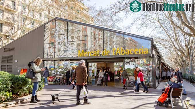 Phố Passeig de Sant Joan, Barcelona, Tây Ban Nha