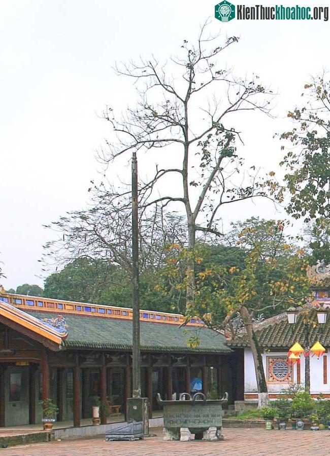 Vạc đồng