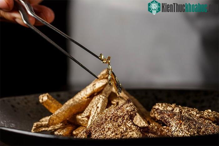 Đến nơi đội tuyển Việt Nam đang thi đấu: Chỉ thấy vàng và vàng ảnh 6