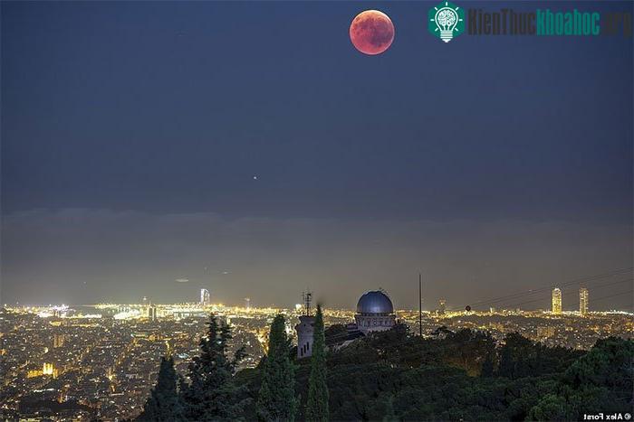 Khung cảnh đẹp ngoạn mục được Alex chụp ở Barcelona