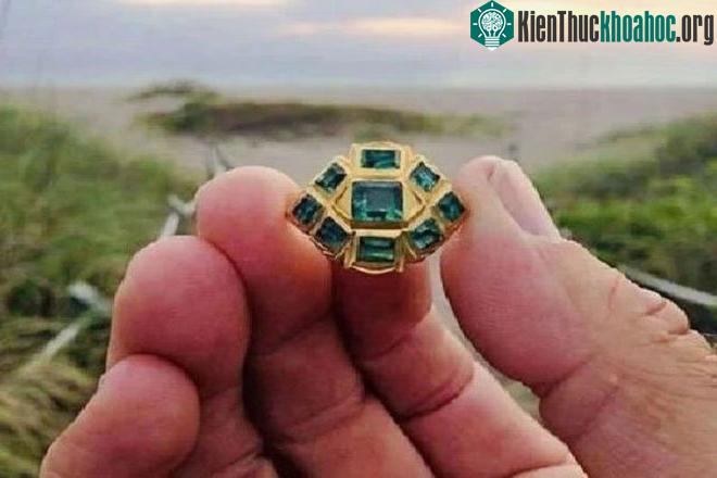 Chiếc nhẫn cổ của người Inca đẹp một cách hoàn hảo.