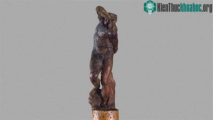 Bức tượng sáp mang tên "Nô lệ".