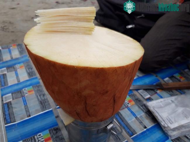 Cận cảnh chiếc bánh có tên gọi Ram Kand Mool.