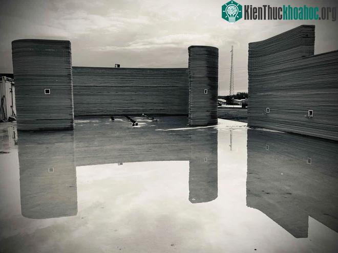 Đây là doạnh trại đầu tiên được xây dựng gần như hoàn toàn bằng công nghệ in 3D.