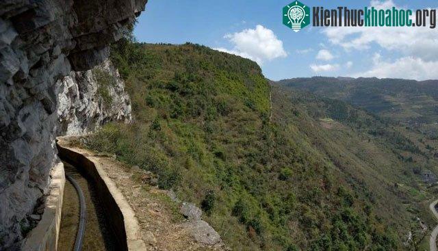 Hiện người dân có nguồn nước sạch ổn định để sinh hoạt.