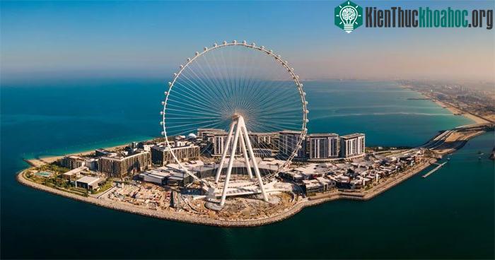 Đu quay nằm trên đảo Bluewaters của Dubai.&nbsp;