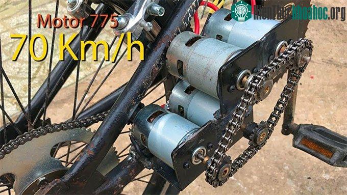 Tốc độ tối đa mà người này thử nghiệm lên tới 70km/h.