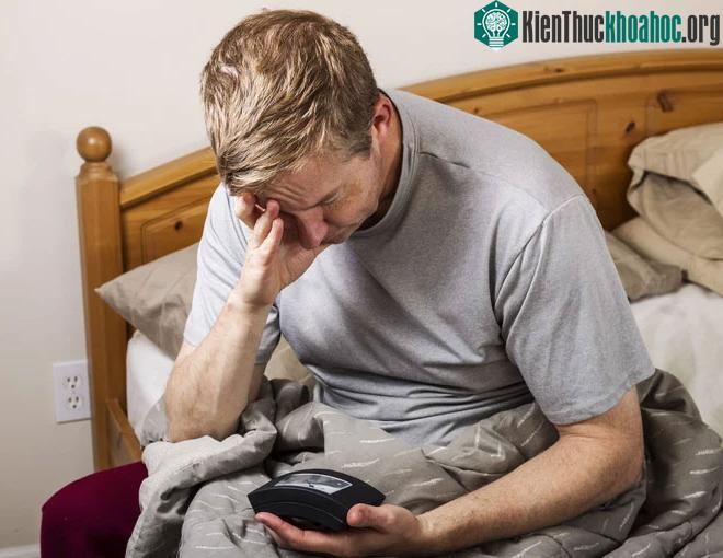 Ngủ bao nhiêu lâu tùy thuộc vào độ tuổi của bạn.