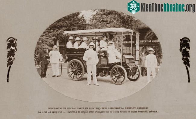 Theo trang Belle Indochine của Pháp, vào năm 1926, đã có trên 10.000 xe cơ giới được đăng ký ở Đông Dương.