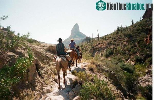 Ngày nay, nơi này là một điểm đến du lịch, có bảo tàng và hoạt động đãi vàng cho du khách