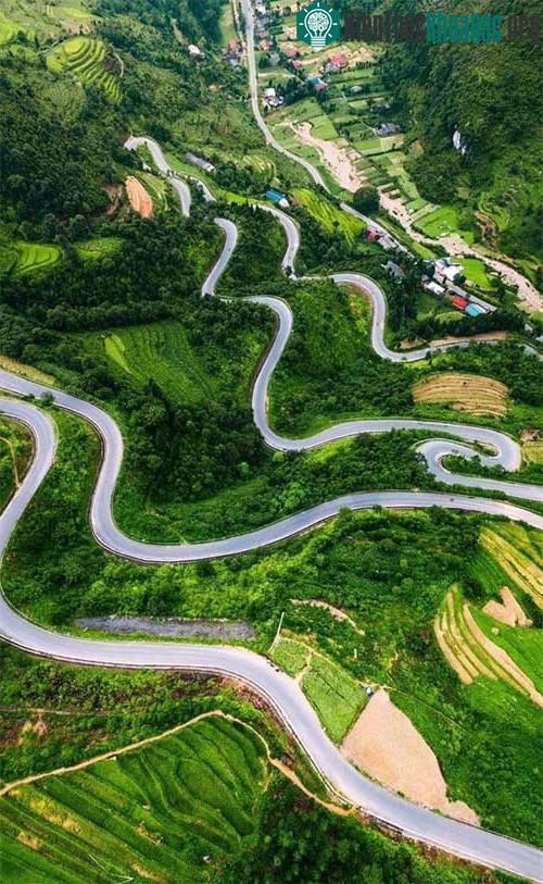 Dốc Chín Khoanh được công nhận là con dốc nổi tiếng nhất nhì Hà Giang