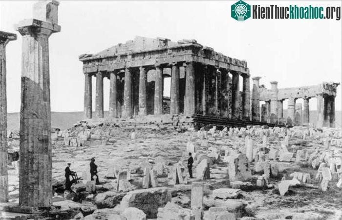 Đền Parthenon