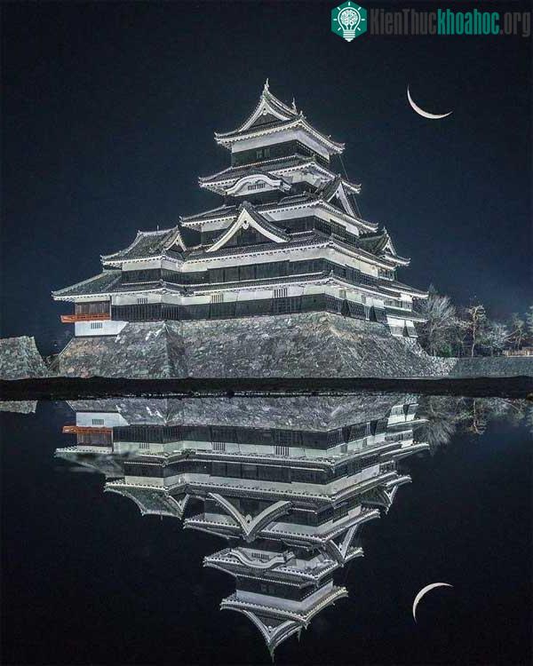 Lâu đài Matsumoto, được xây dựng ở Nhật Bản vào cuối thế kỷ 16.