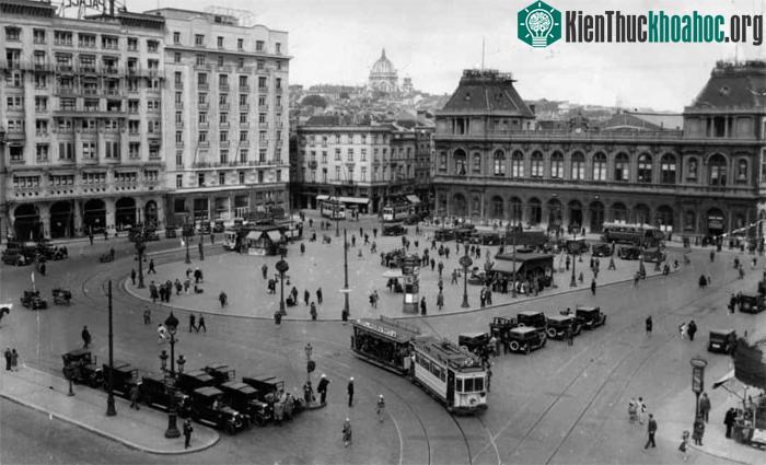 Toàn cảnh quảng trường thành phố Brussels, Bỉ