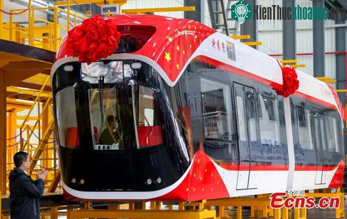 Tàu đệm từ Xingguo tại cơ sở lắp ráp ở Vũ Hán.