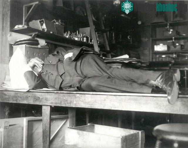 Muốn kích hoạt tiềm năng sáng tạo, hãy ngủ như Thomas Edison ảnh 0