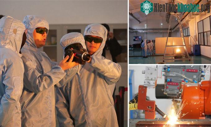 Nhóm nghiên cứu thử nghiệm dùng laser 100 kW để hàn và làm đông cứng thủy tinh.