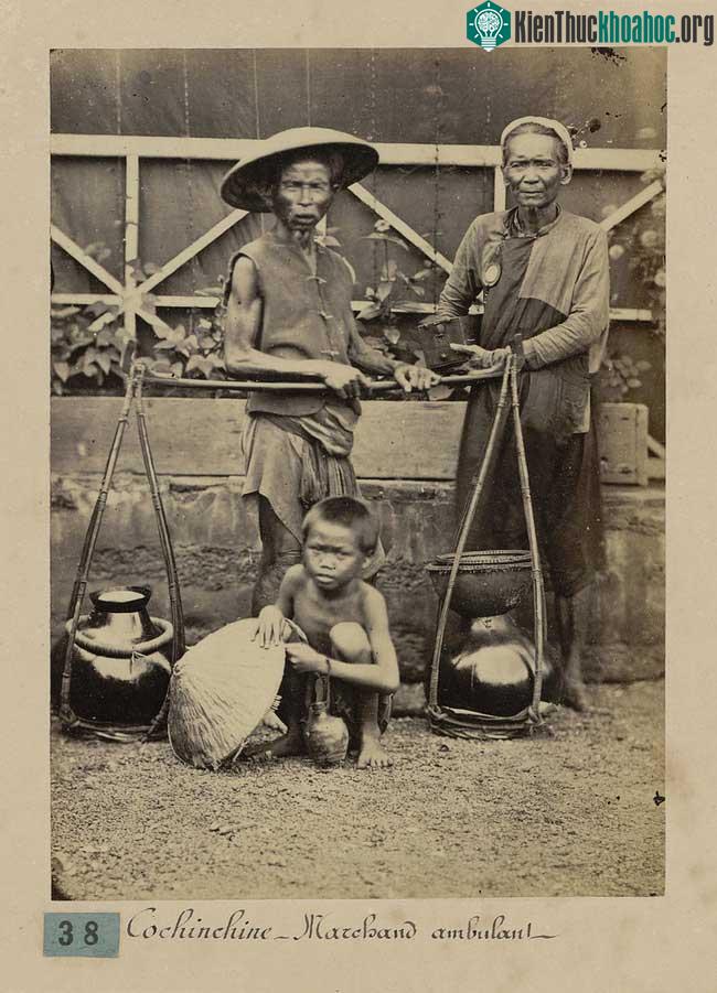 Gánh hàng rong ở xứ Nam Kỳ.
