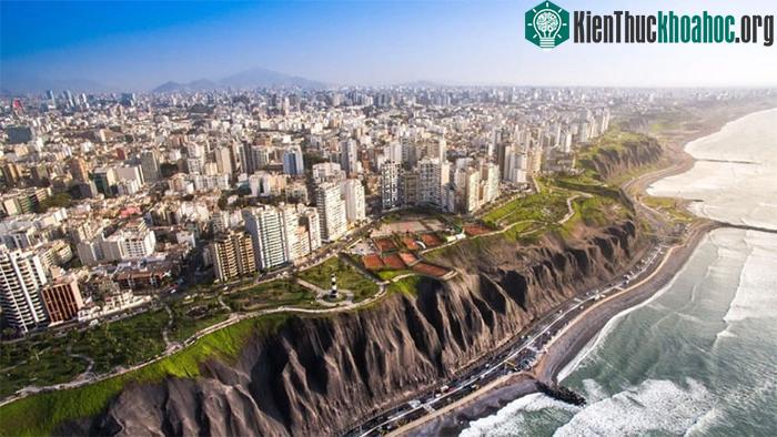 Thành phố nào gần như không mưa suốt 600 năm nhưng vẫn ... sống tốt? ảnh 0