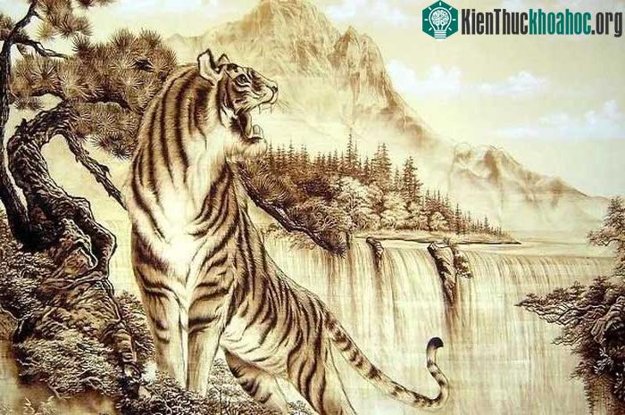Treo tranh hổ cho Tết Nhâm Dần đúng cách để gia đình gặp may mắn.