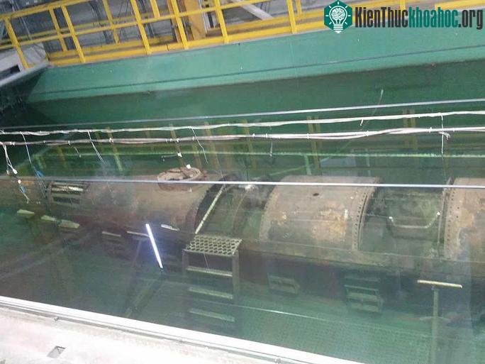 Tàu ngầm H.L. Hunley sau khi được trục vớt.
