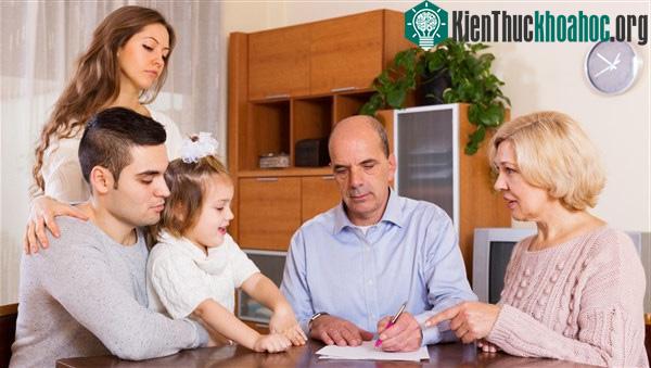 Trẻ em thường nhận thấy thời gian trôi nhanh hơn người lớn.