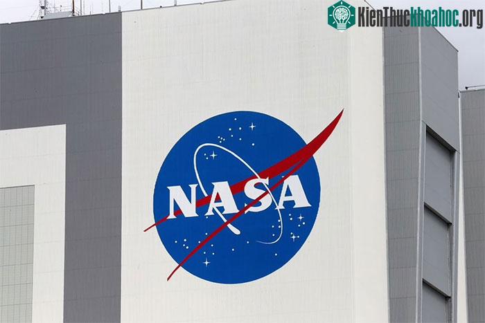 Logo của NASA tại Trung tâm Không gian Kennedy.