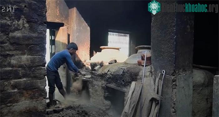 Nơi chưng cất tồn tại gần 100 năm