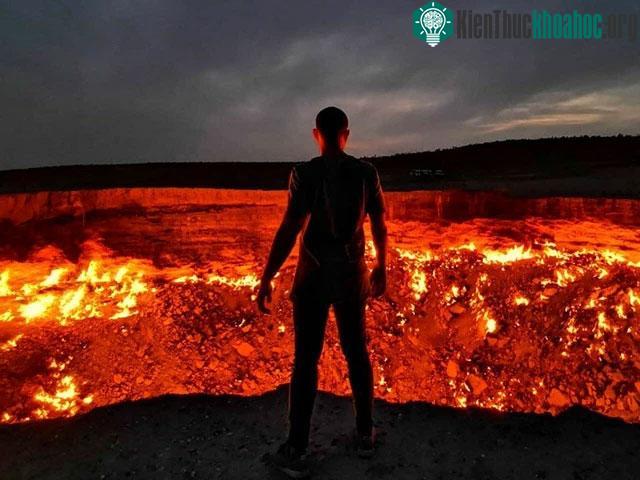 Mỏ khí Darvaza hay Cánh cửa đến Địa ngục