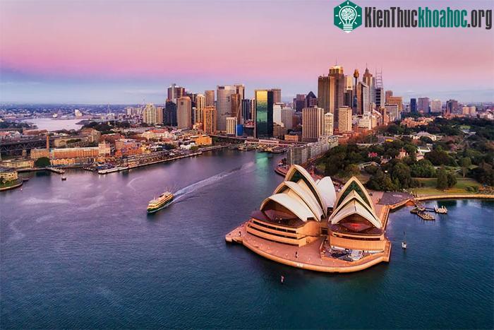 Nước Australia