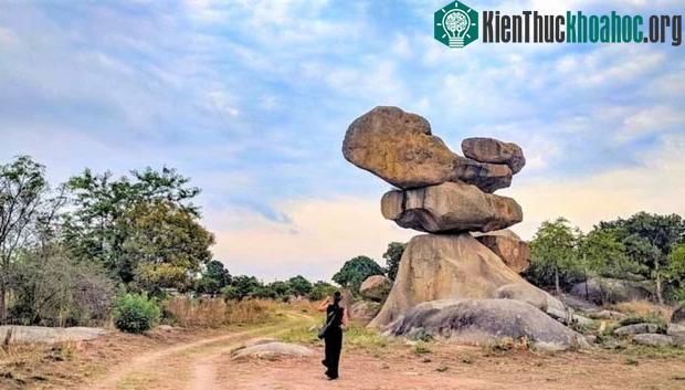 Tảng đá Chiremba, Zimbabwe