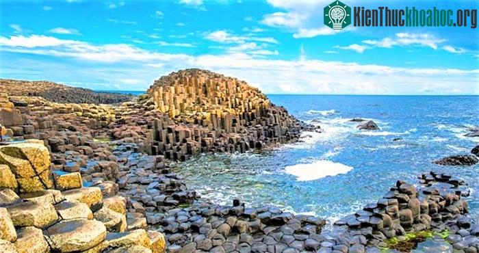 Cột đá, Bắc Ireland