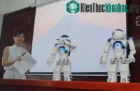 Ảnh Robot thông minh dạy ngoại ngữ cho sinh viên ở Đồng Nai
