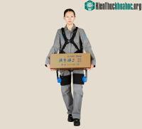 Ảnh Video: Khung xương robot hỗ trợ công nhân khuân vác hàng hóa