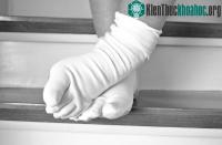 Ảnh Vớ tạo ra điện năng từ nước tiểu, dùng trong tình huống khẩn cấp