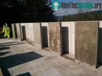 Ảnh Anh thử nghiệm bê tông tự vá lành ổ gà
