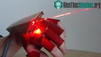 Ảnh Găng tay laser tự chế y như của Ironman
